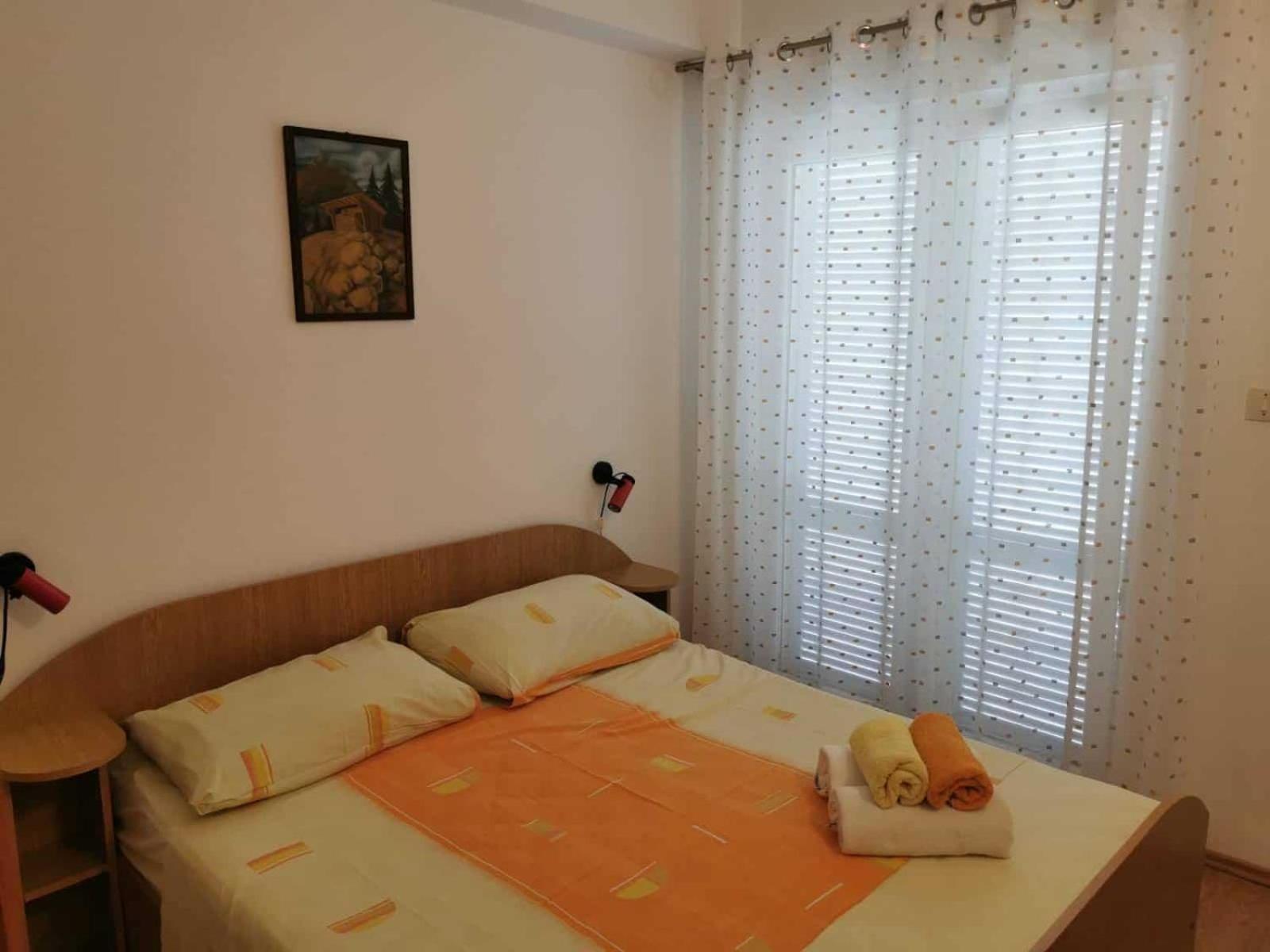 Apartments And Rooms Njivice Bilik gambar