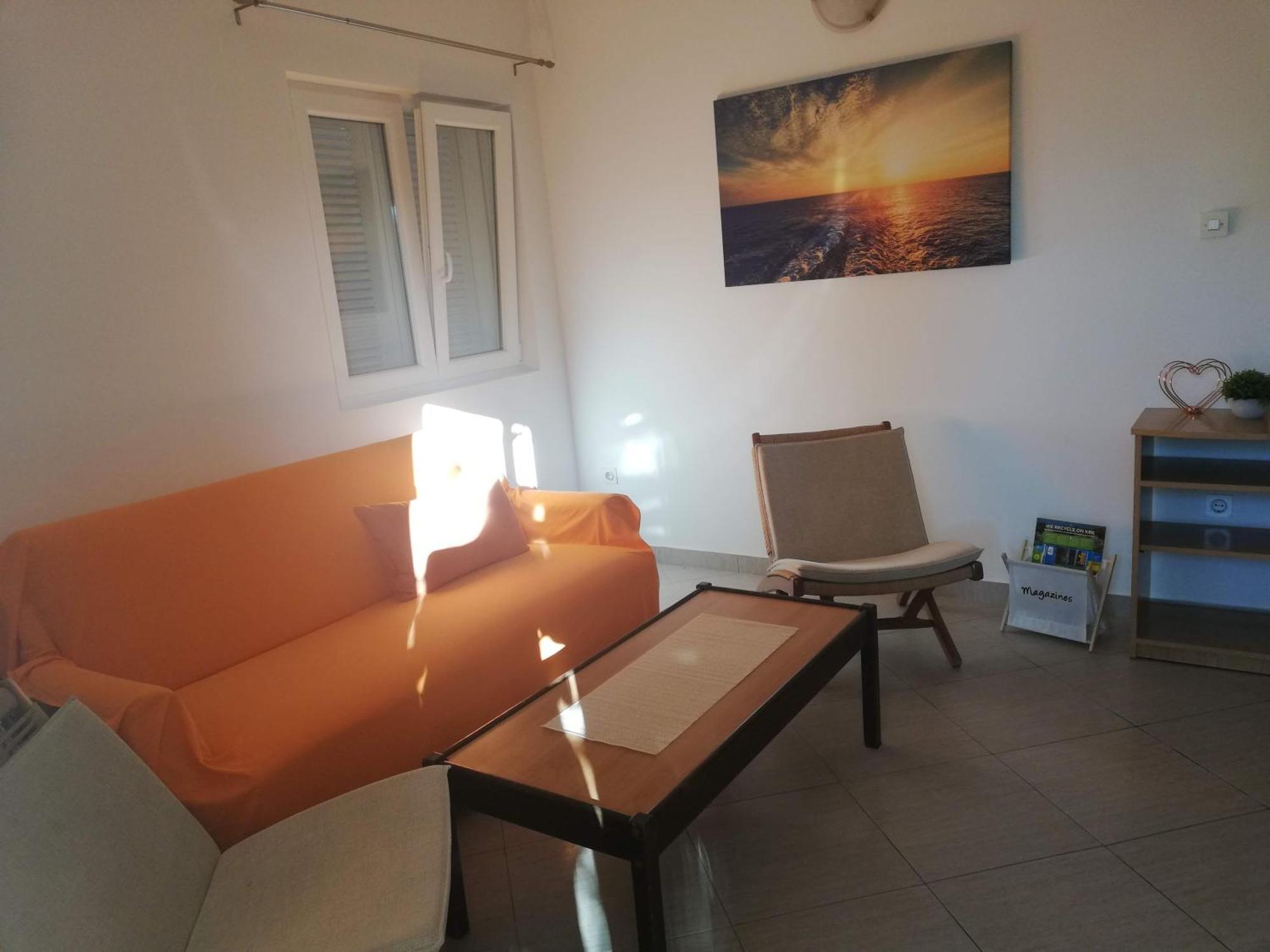 Apartments And Rooms Njivice Bilik gambar
